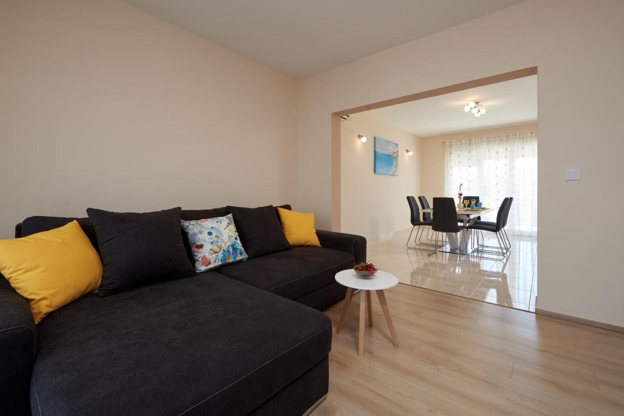 Apartman Tim Trogir Eksteriør billede