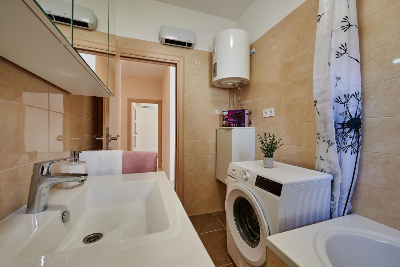 Apartman Tim Trogir Eksteriør billede