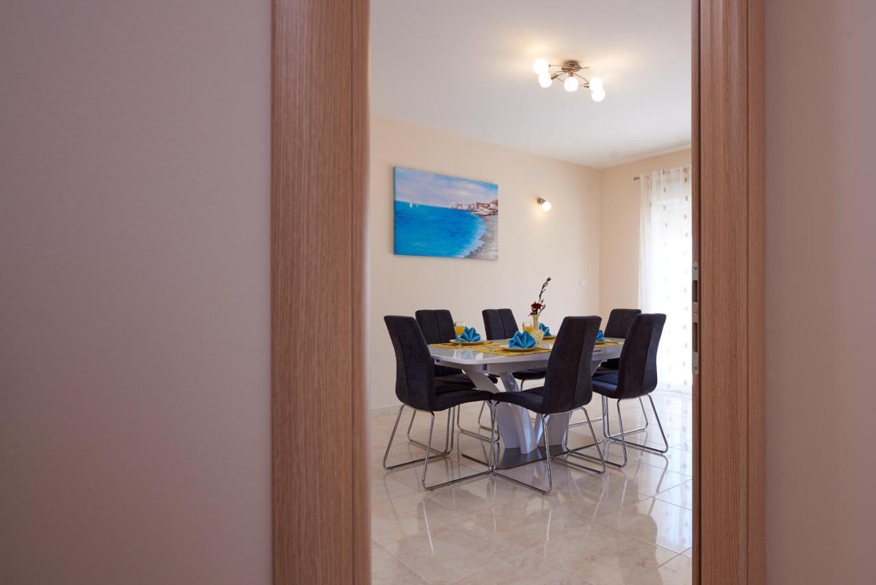 Apartman Tim Trogir Eksteriør billede