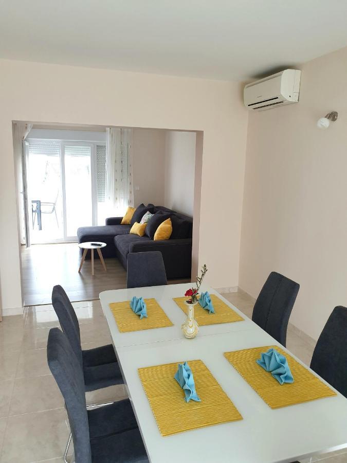 Apartman Tim Trogir Eksteriør billede
